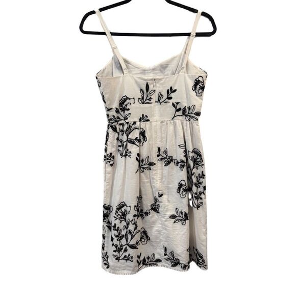J crew White and black floral embroidered fut and flare cotton dress size 0 - Picture 1 of 10